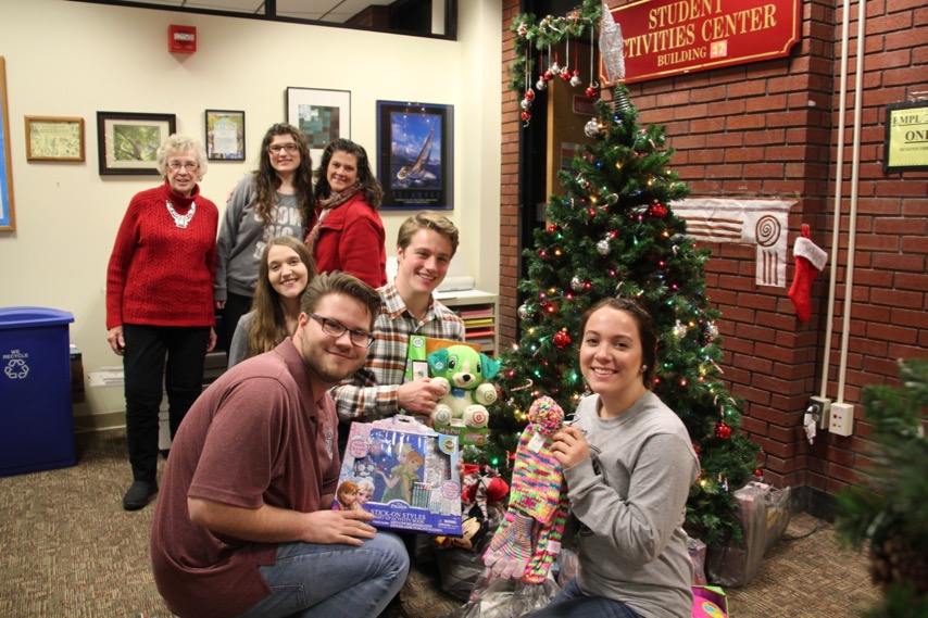 Students provide gifts for needy children