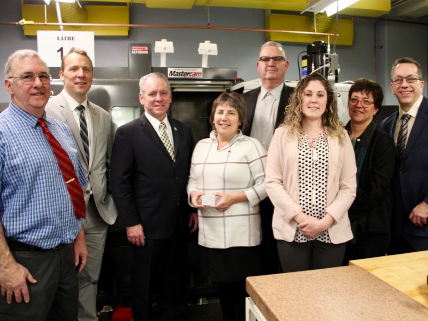 President Cook and state lawmakers in MET Lab