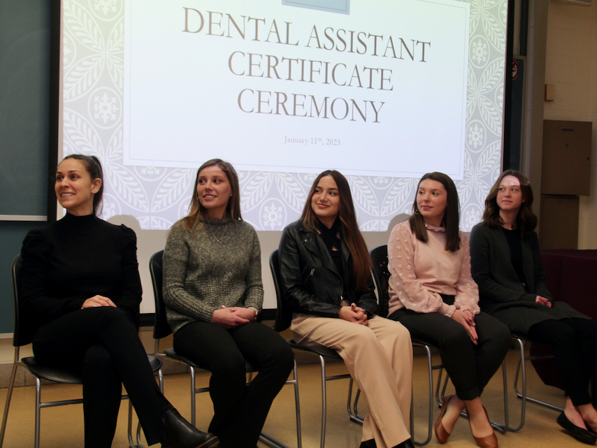 Dental Assistant class 2023