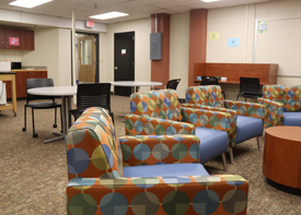 stem center lounge chairs