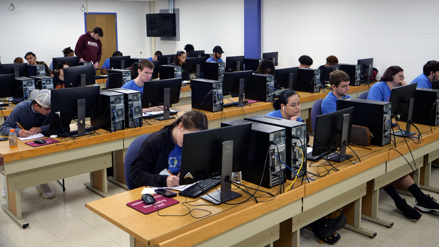 computer lab with students