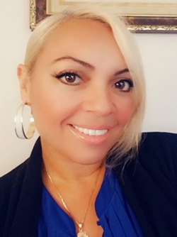 Carol Flores